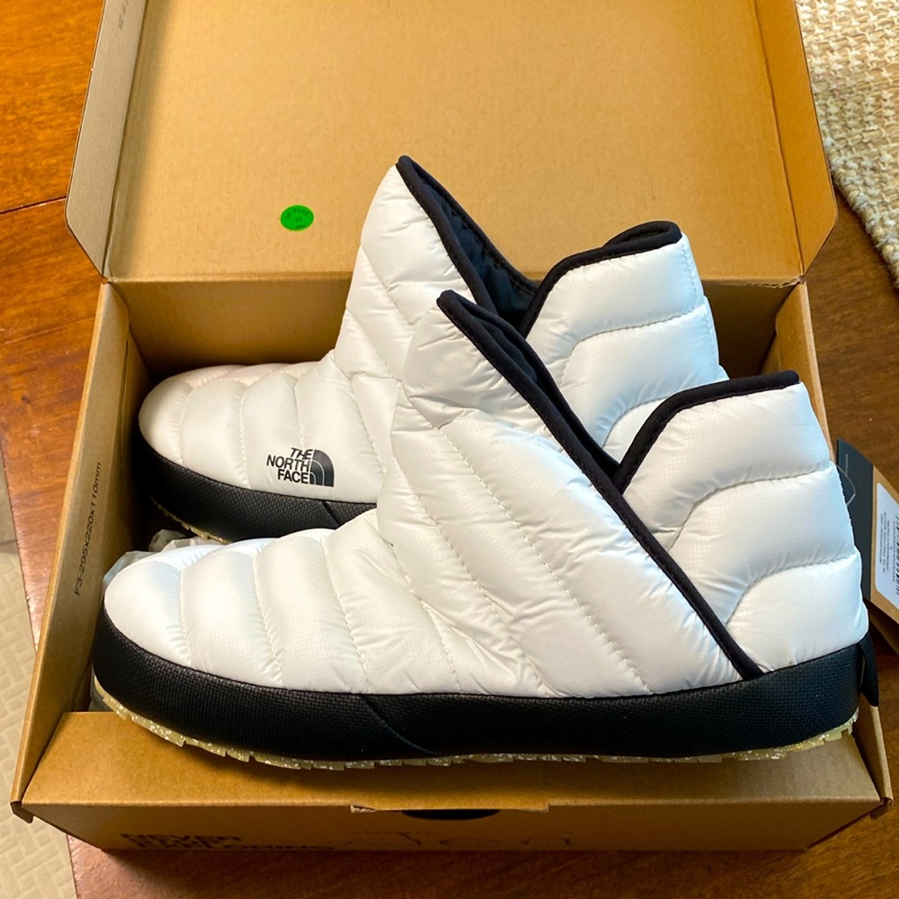The North Face Thermoball Traction Bootie